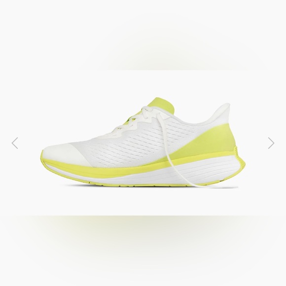 Lane Eight Men’s Relay Trainers in Key Lime, Sz 10 NIB - Picture 4 of 8